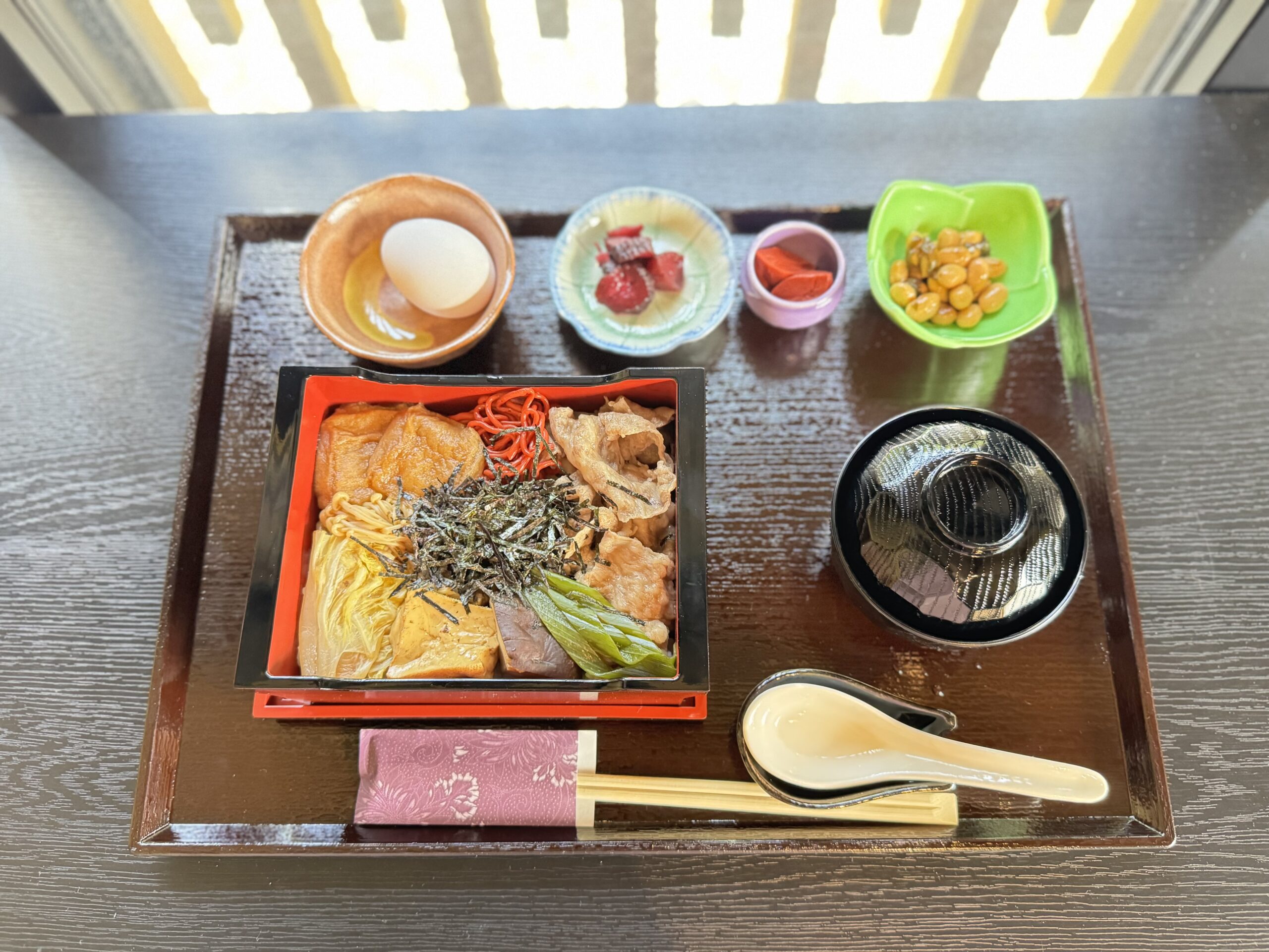 近江牛すき焼き重 2,800円